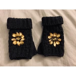 Forever 21 Fingerless Mittens ⭐️♥️